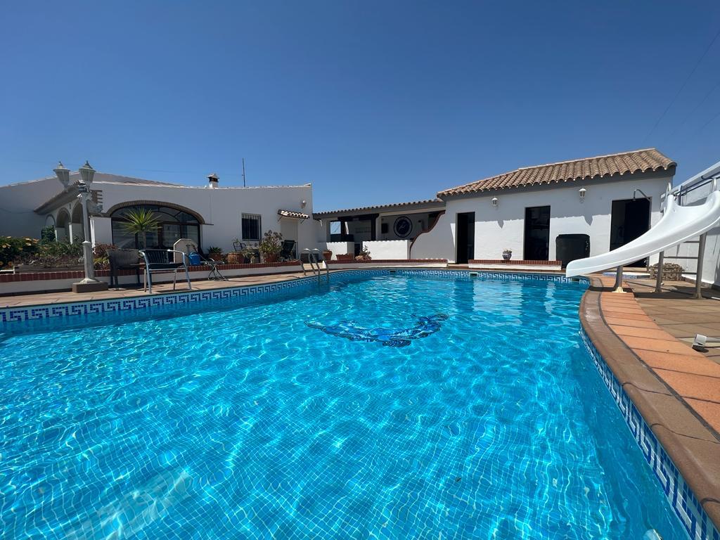 Casa los Leones